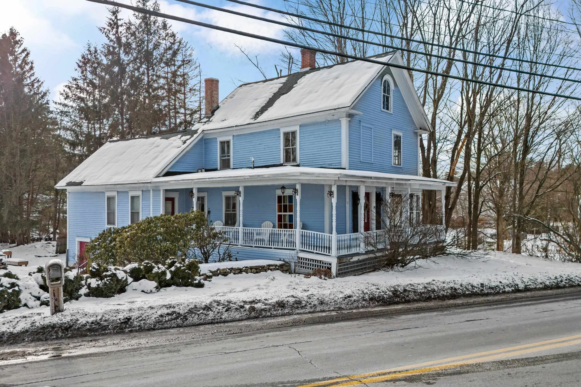 12 S Mast Street Goffstown NH 03045