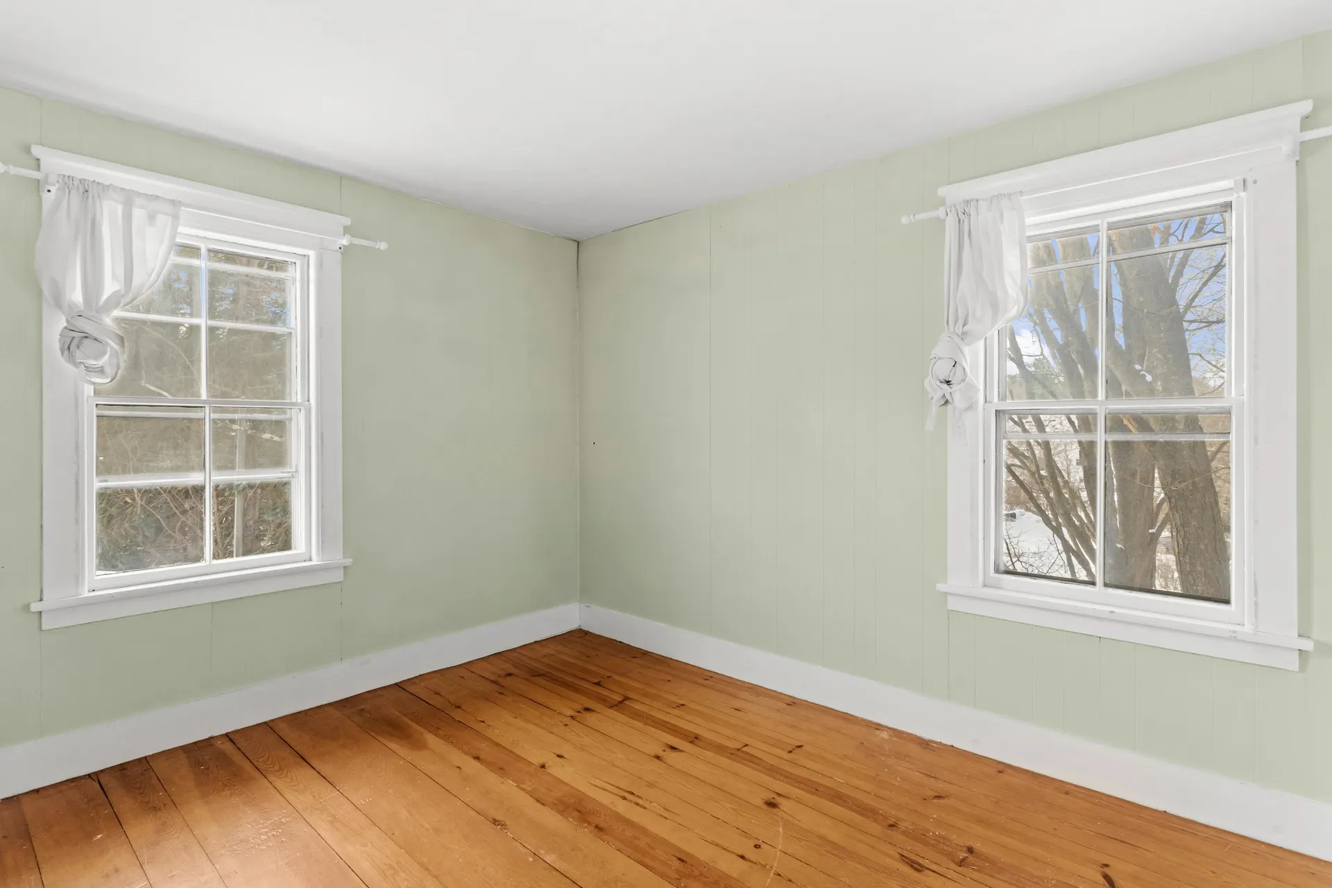 12 S Mast Street Goffstown NH 03045