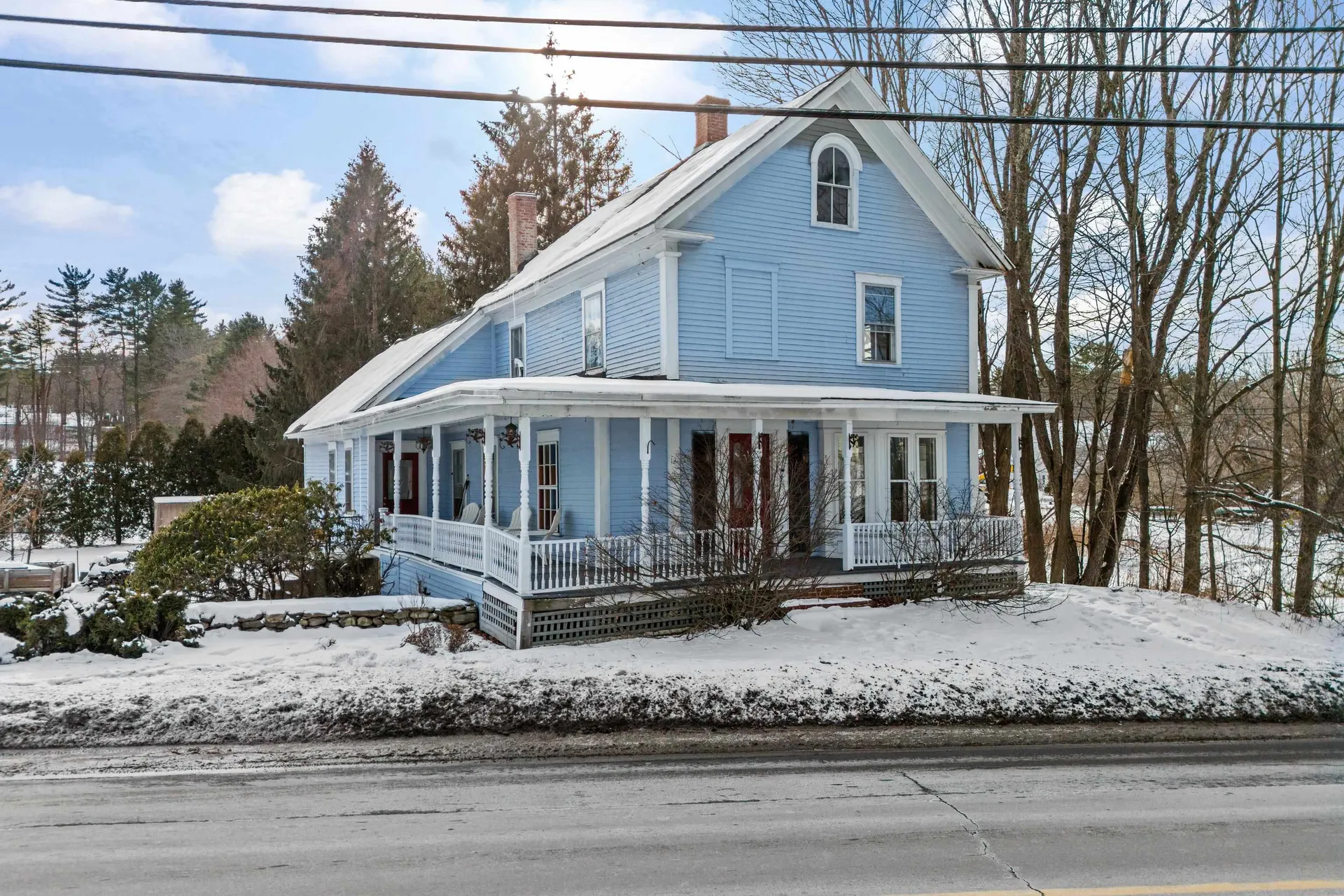 12 S Mast Street Goffstown NH 03045