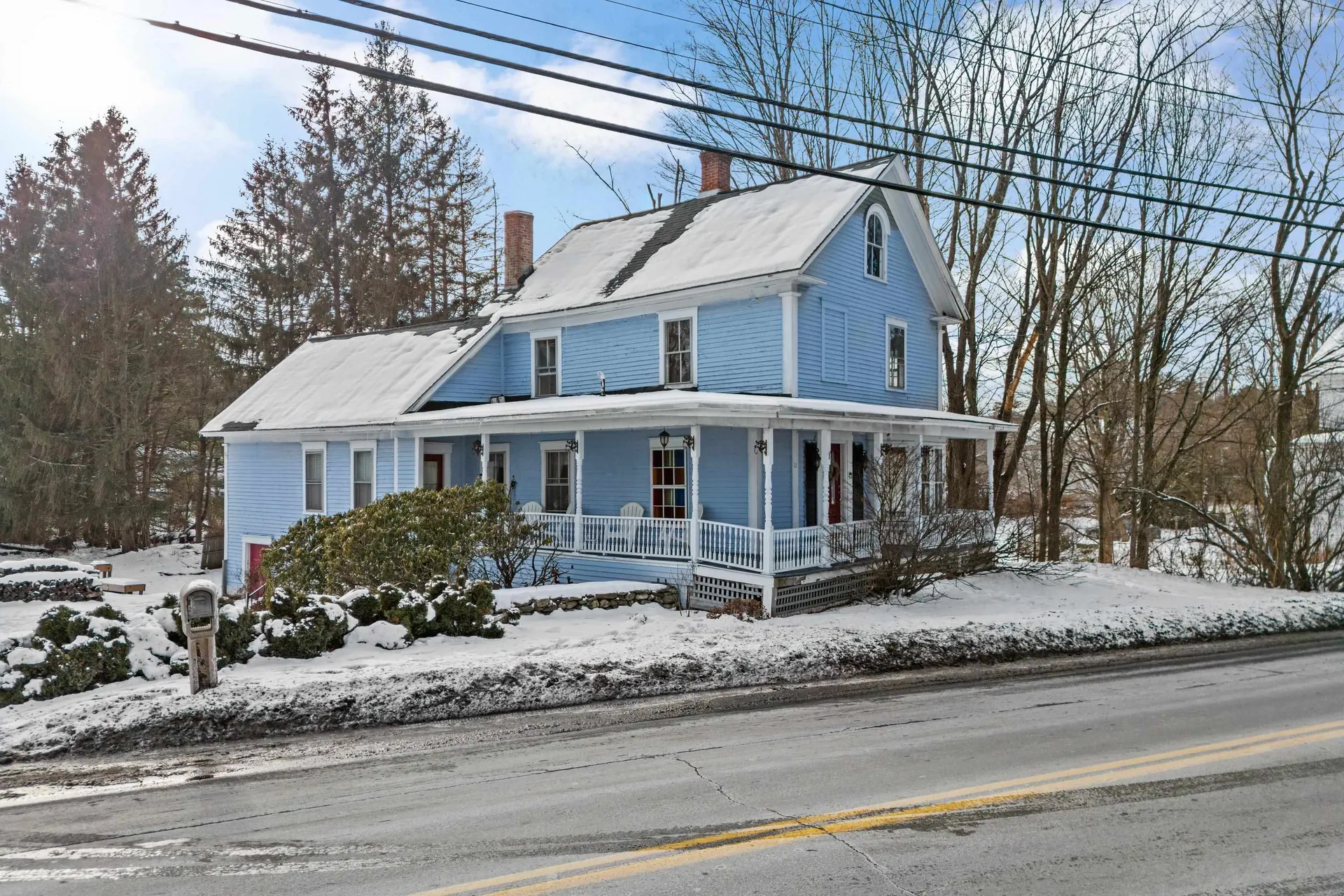 12 S Mast Street Goffstown NH 03045