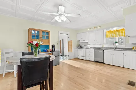 12 S Mast Street Goffstown NH 03045