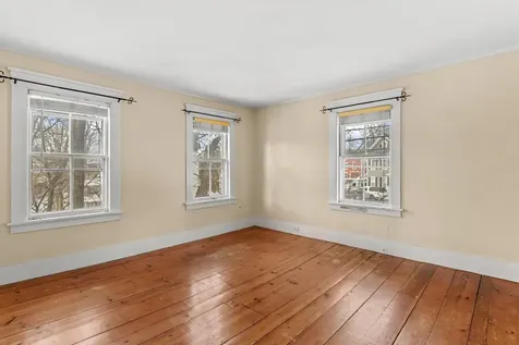 12 S Mast Street Goffstown NH 03045