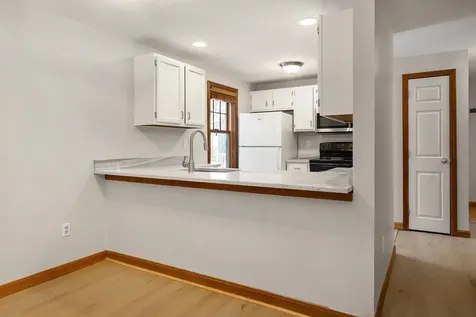 3 Montrose Drive Stratham NH 03885