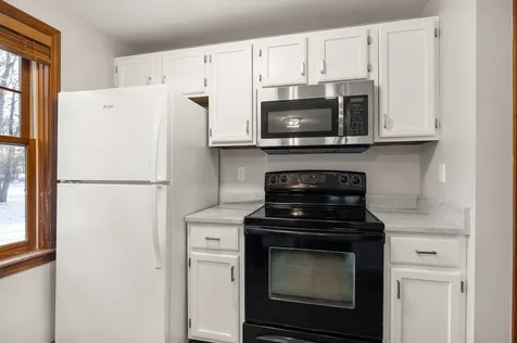 3 Montrose Drive Stratham NH 03885