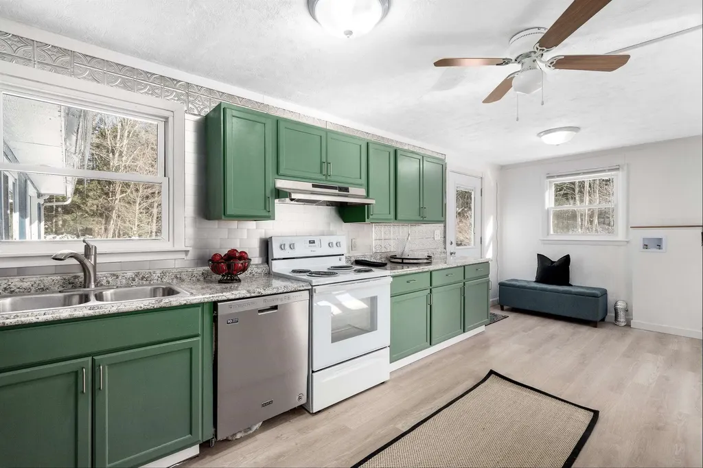 1639 Main Street Dublin NH 03444