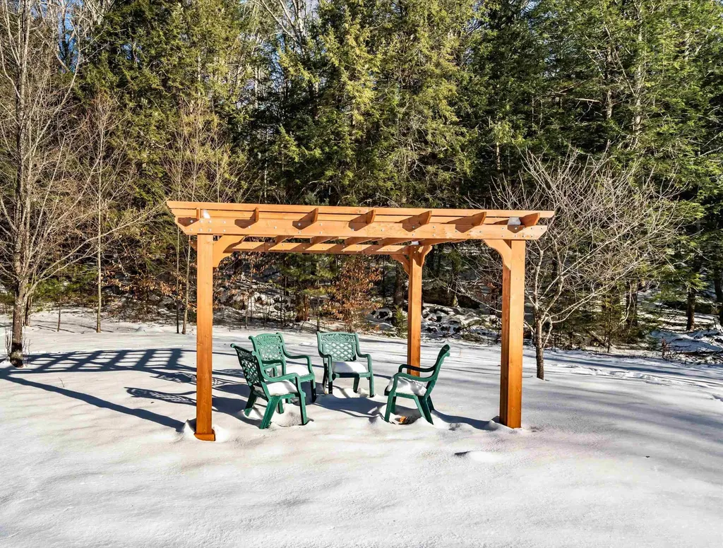 1639 Main Street Dublin NH 03444