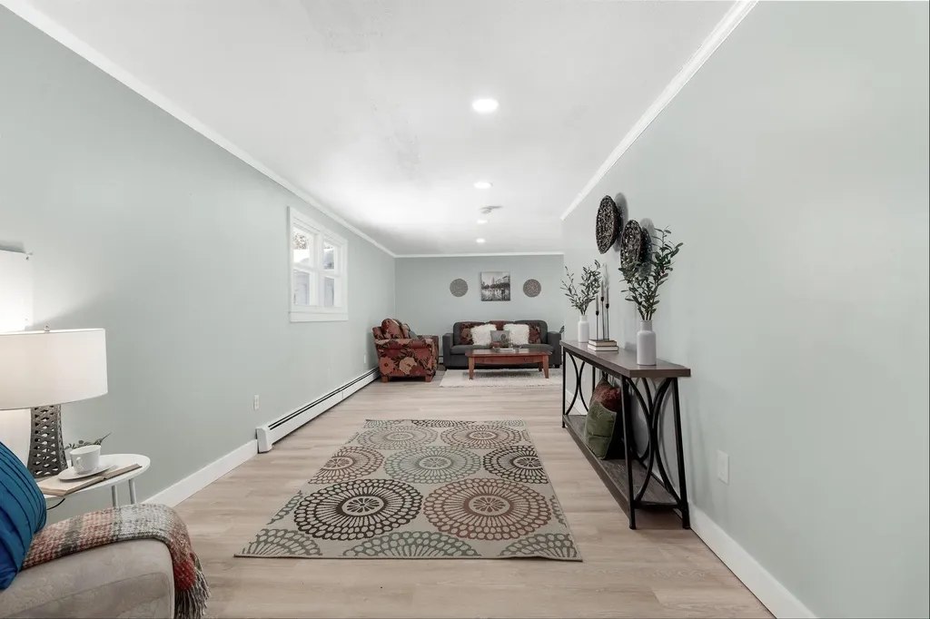 1639 Main Street Dublin NH 03444