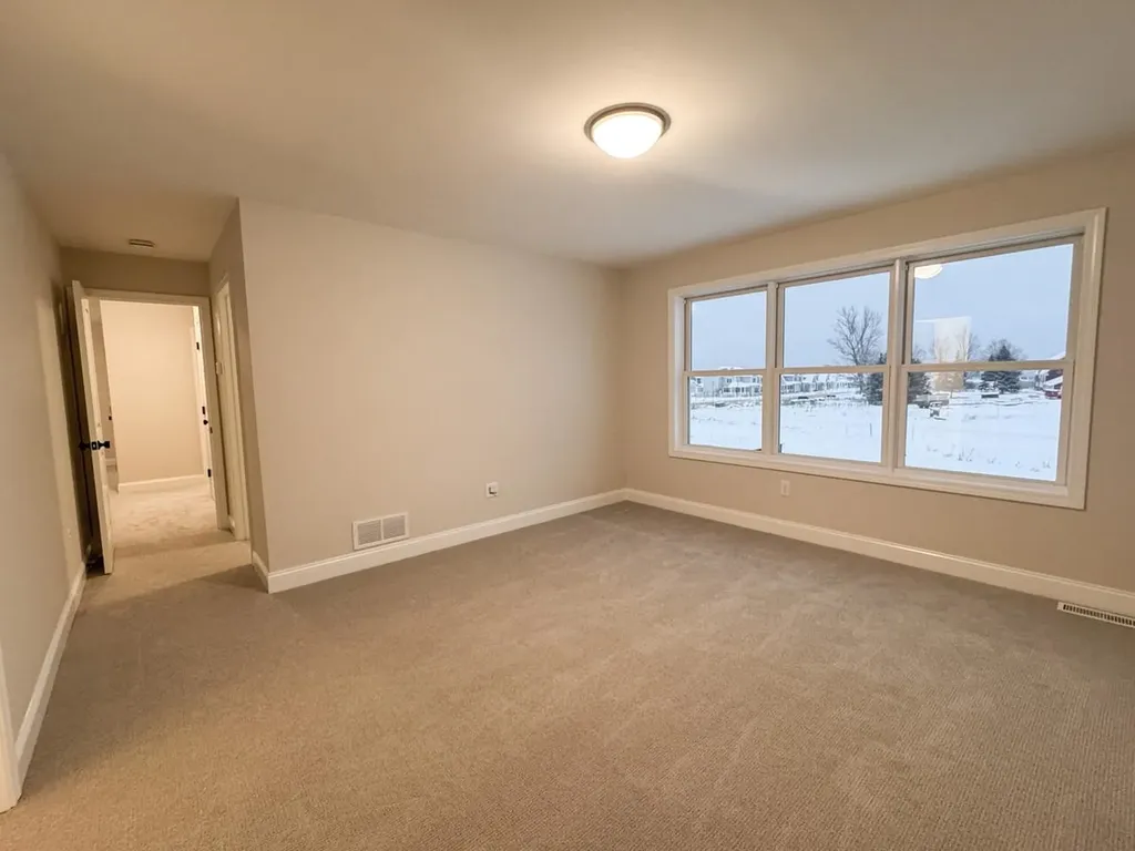 19 Daniel Drive South Burlington VT 05403