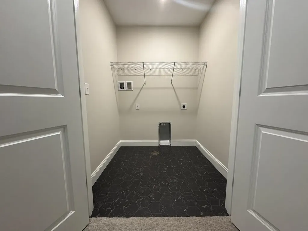 19 Daniel Drive South Burlington VT 05403