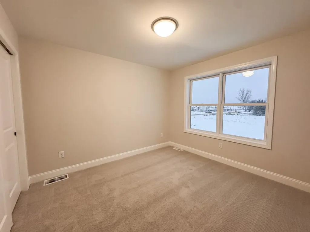 19 Daniel Drive South Burlington VT 05403