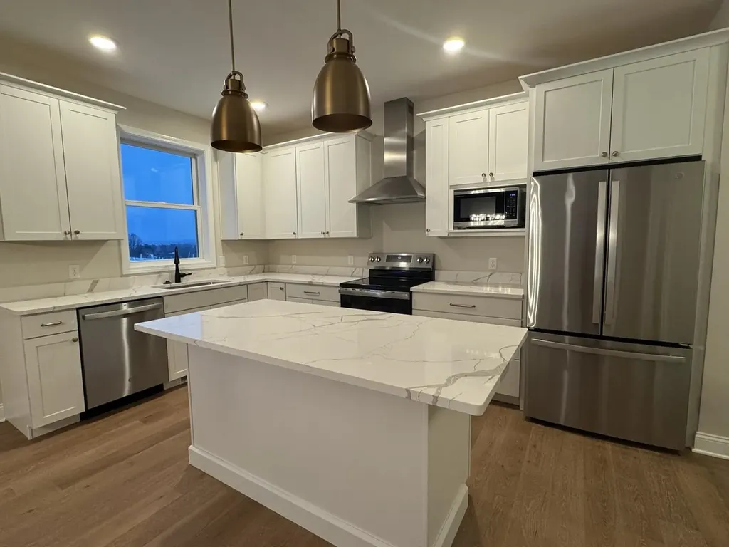 19 Daniel Drive South Burlington VT 05403