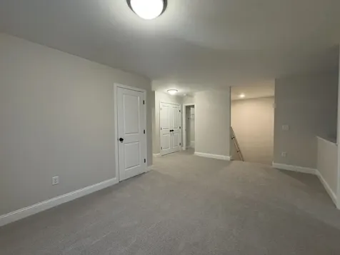 19 Daniel Drive South Burlington VT 05403