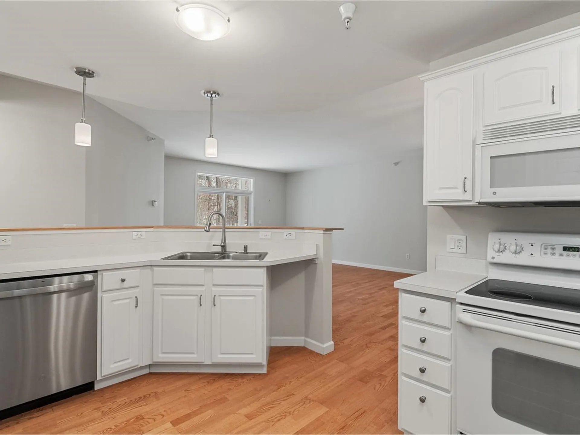 99 Eldredge Street South Burlington VT 05403