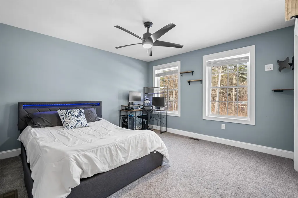 78 Back Road Danville NH 03819