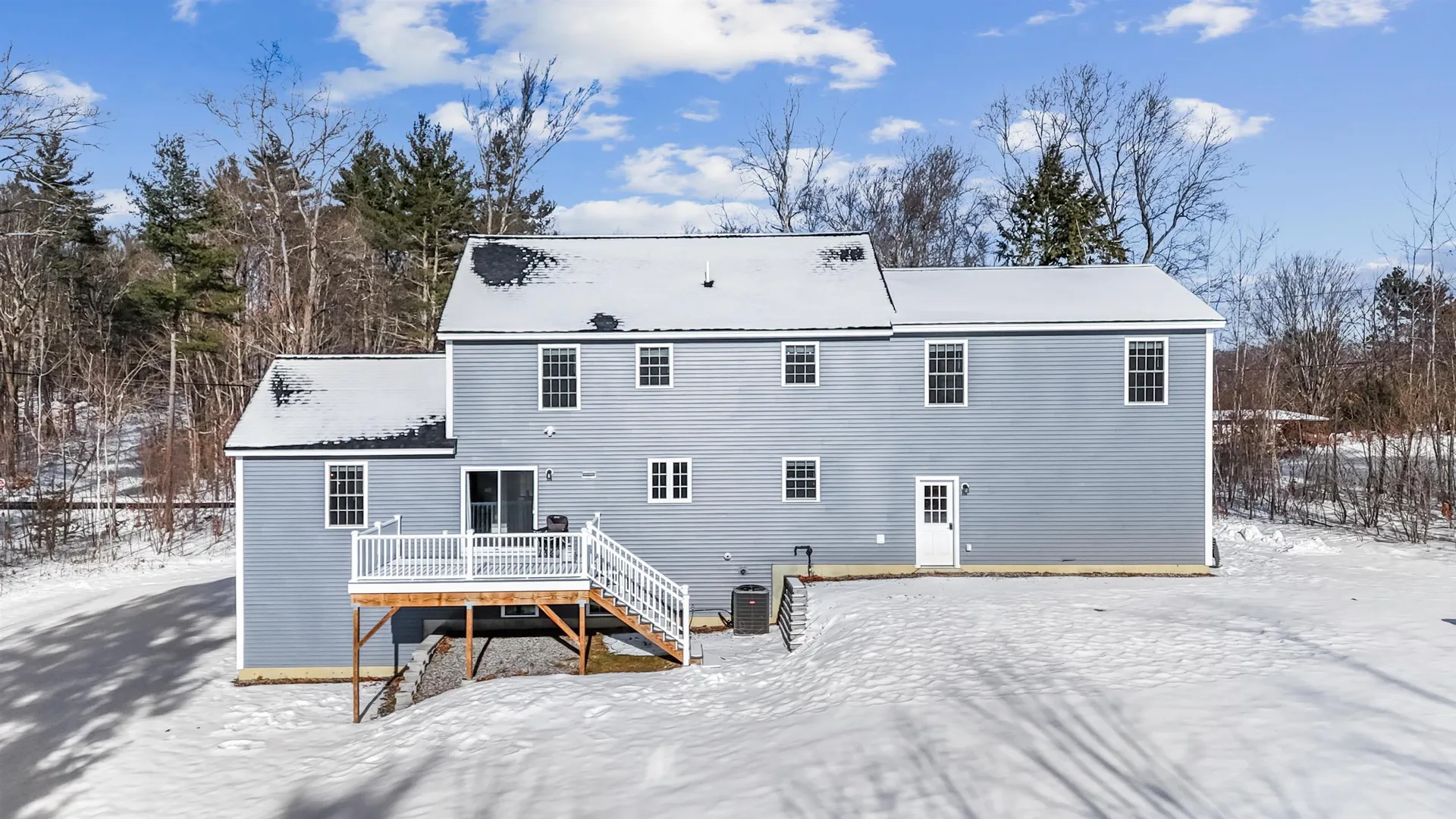 78 Back Road Danville NH 03819