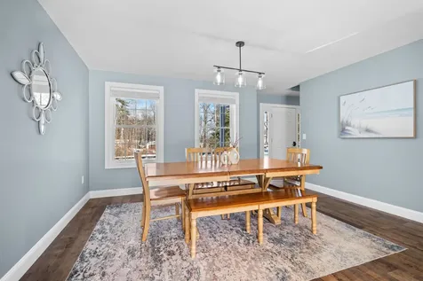 78 Back Road Danville NH 03819