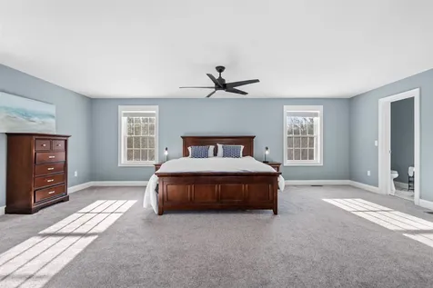 78 Back Road Danville NH 03819