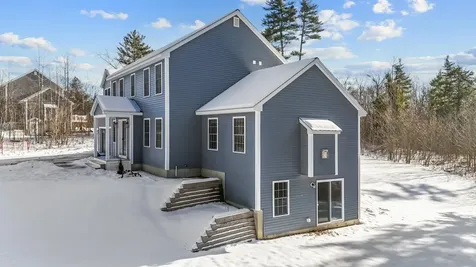 78 Back Road Danville NH 03819