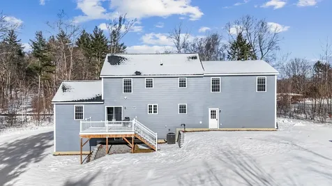 78 Back Road Danville NH 03819