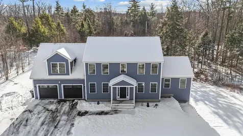 78 Back Road Danville NH 03819