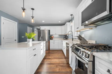 78 Back Road Danville NH 03819