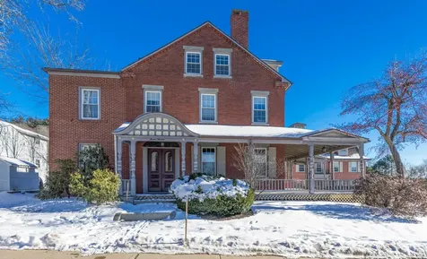 713 Central Avenue Dover NH 03820-0000