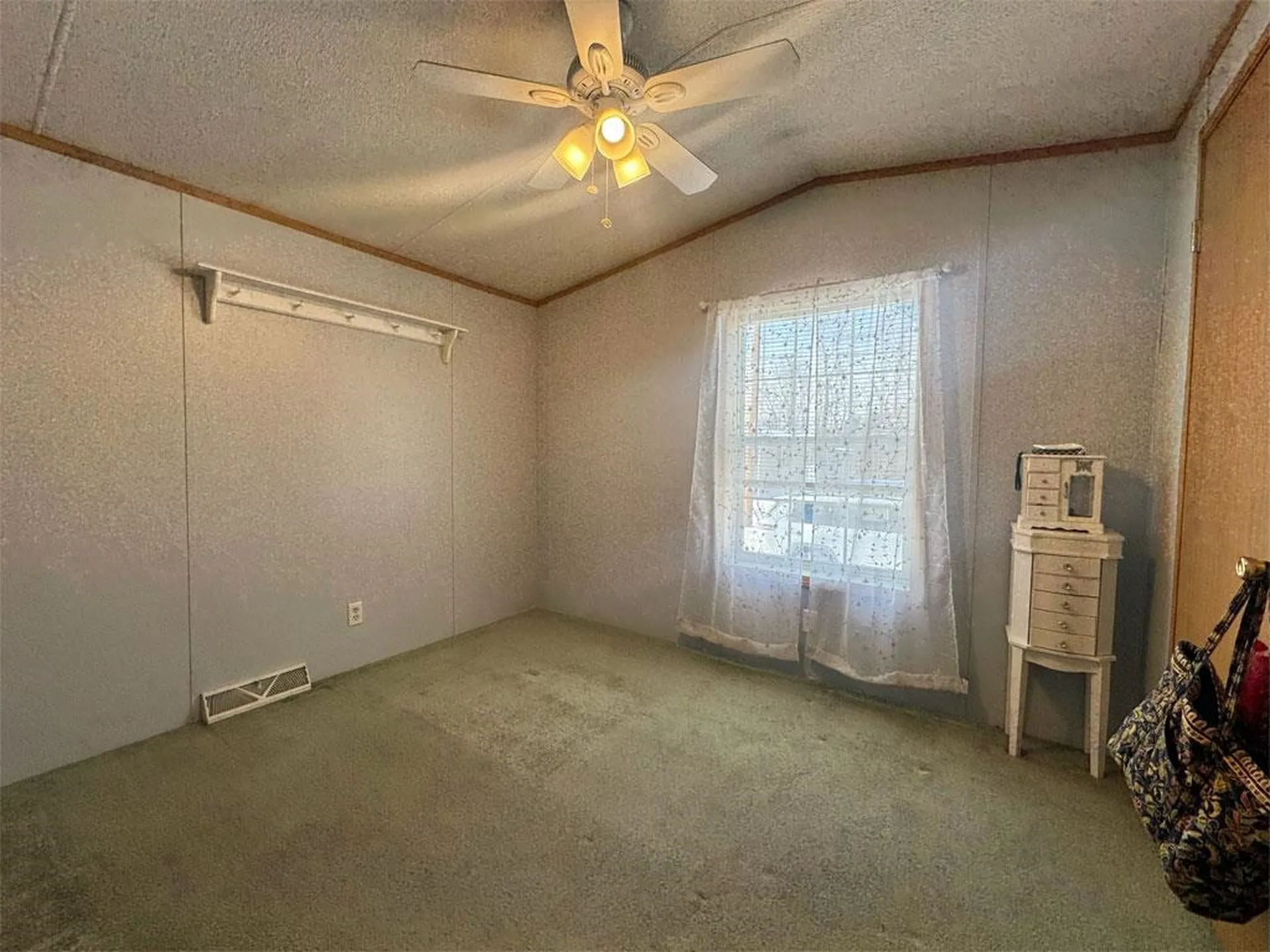 81 Cramton Road Castleton VT 05735