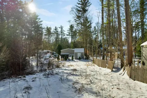 26 Oak Street Northwood NH 03261