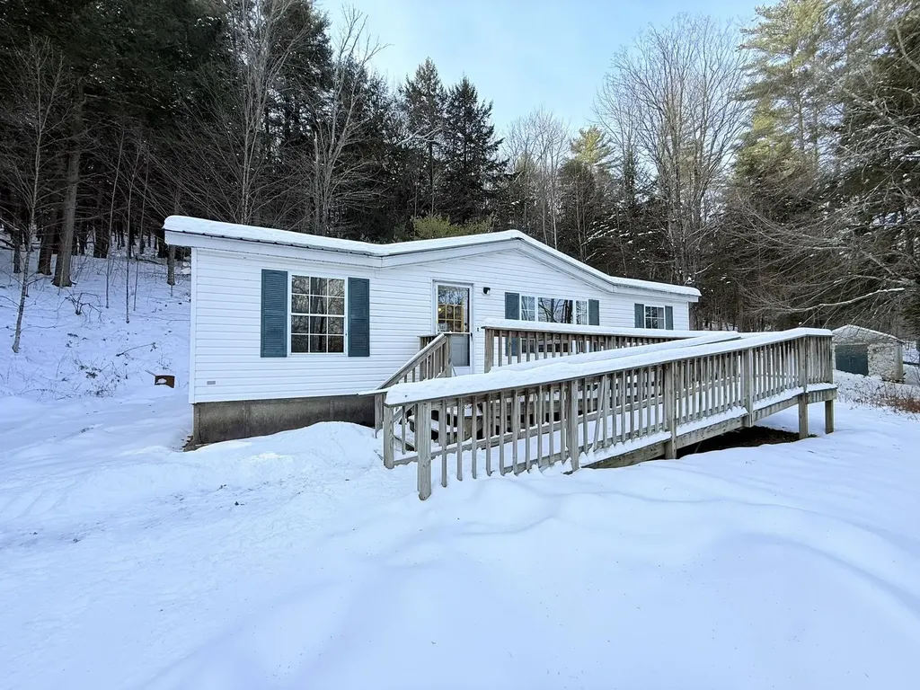 6120 Vermont Route 106 Weathersfield VT 05151