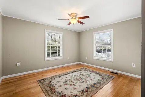 17 Lilac Court Raymond NH 03077