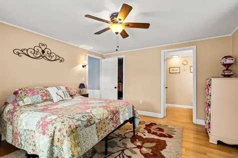 17 Lilac Court Raymond NH 03077
