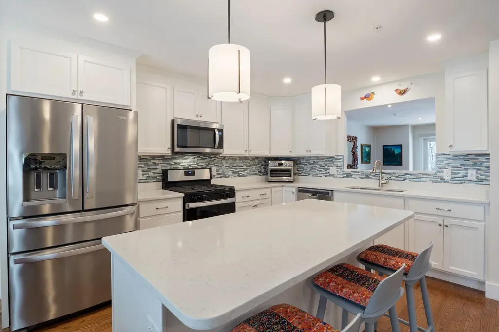 69 Main Street Exeter NH 03883