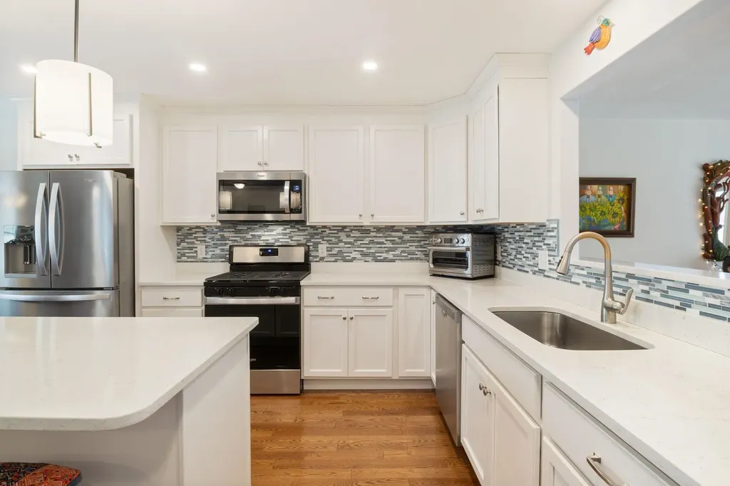 69 Main Street Exeter NH 03883