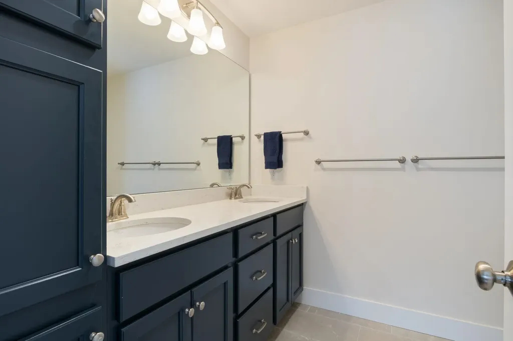 69 Main Street Exeter NH 03883