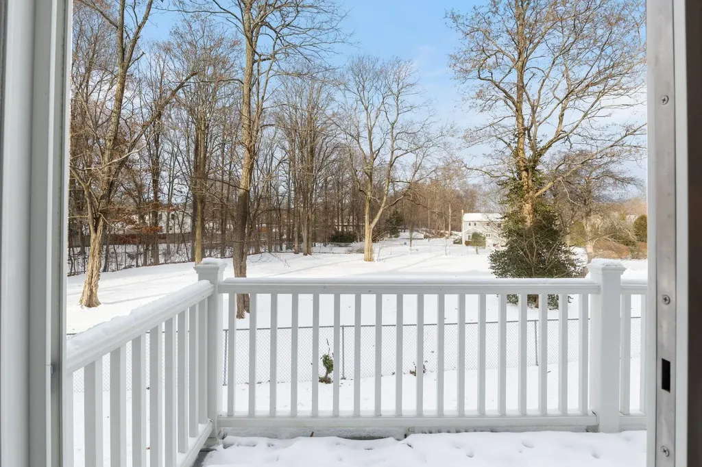 69 Main Street Exeter NH 03883