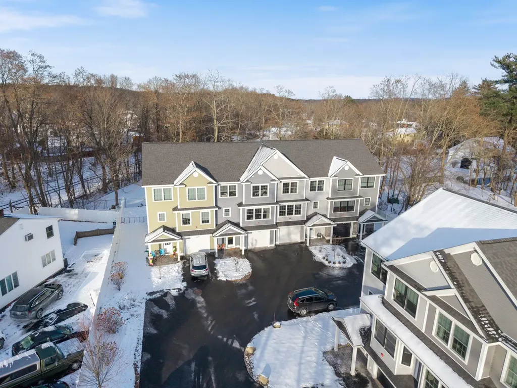 69 Main Street Exeter NH 03883