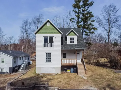 17 Trues Parkway Sandown NH 03873