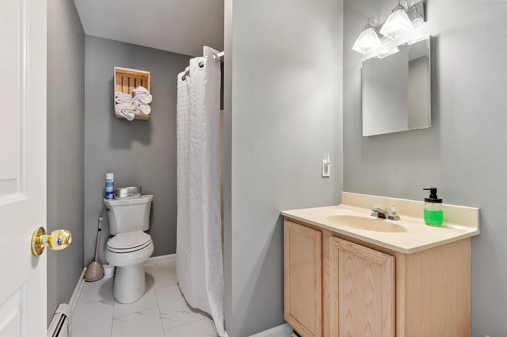 85 Pierce Road Fitzwilliam NH 03447