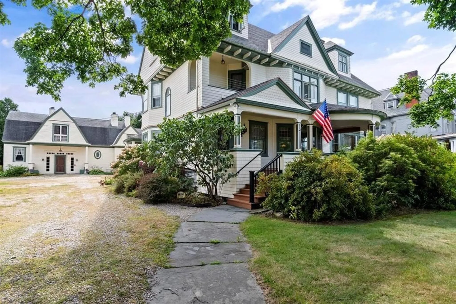 124 Elm Street Bennington VT 05201