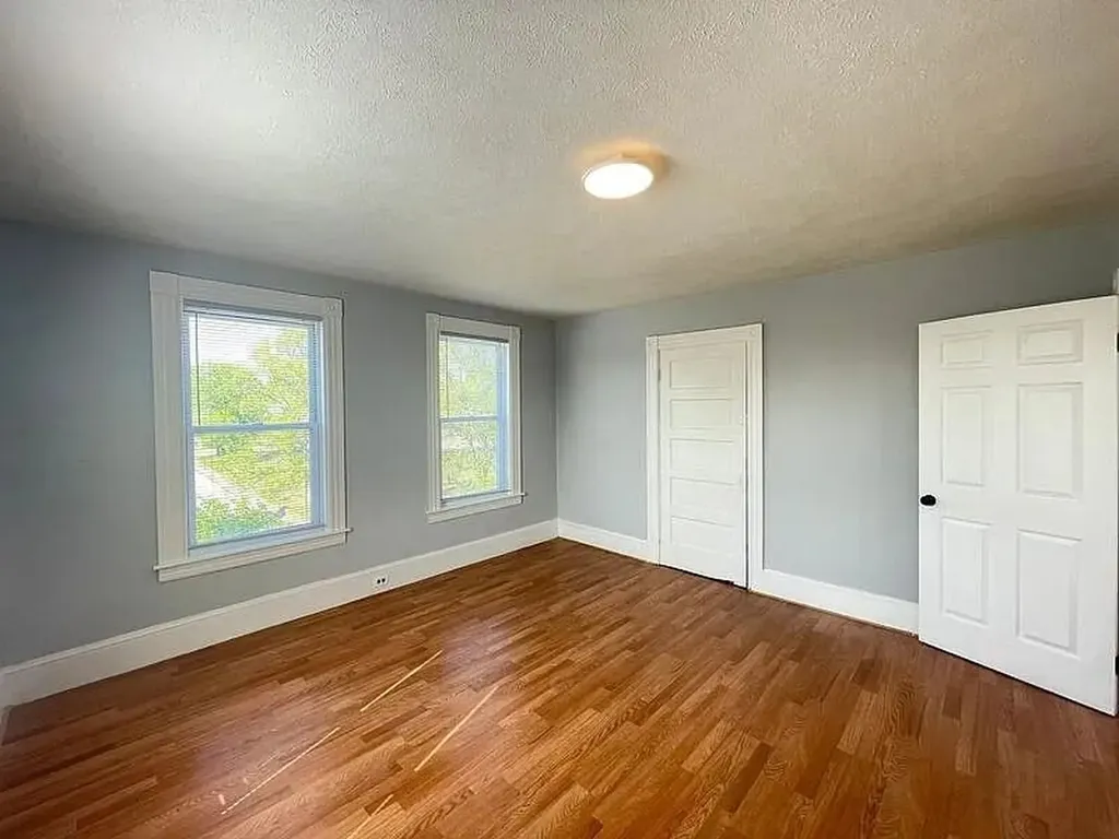 231 Laurel Street Manchester NH 03103