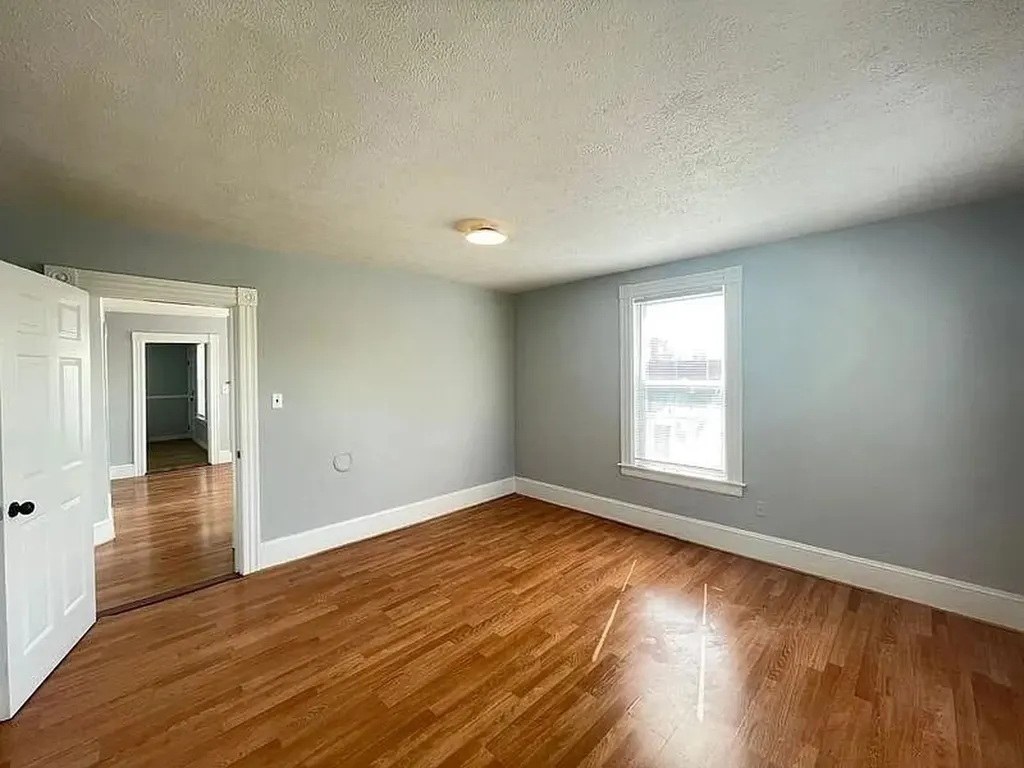 231 Laurel Street Manchester NH 03103