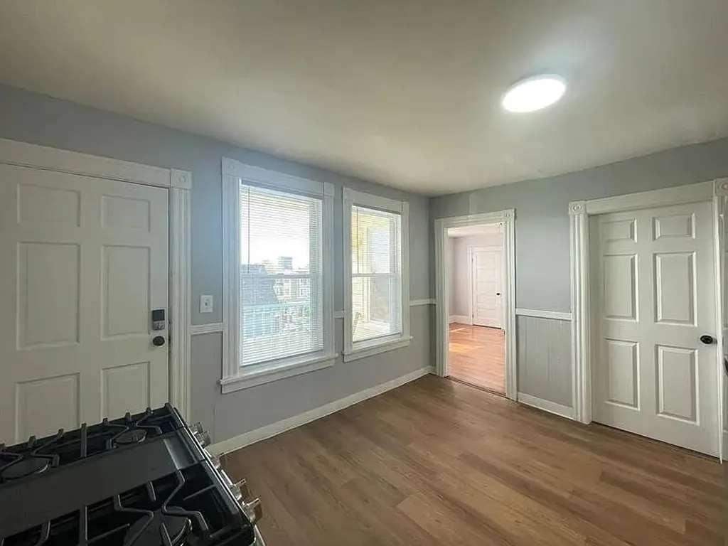 231 Laurel Street Manchester NH 03103