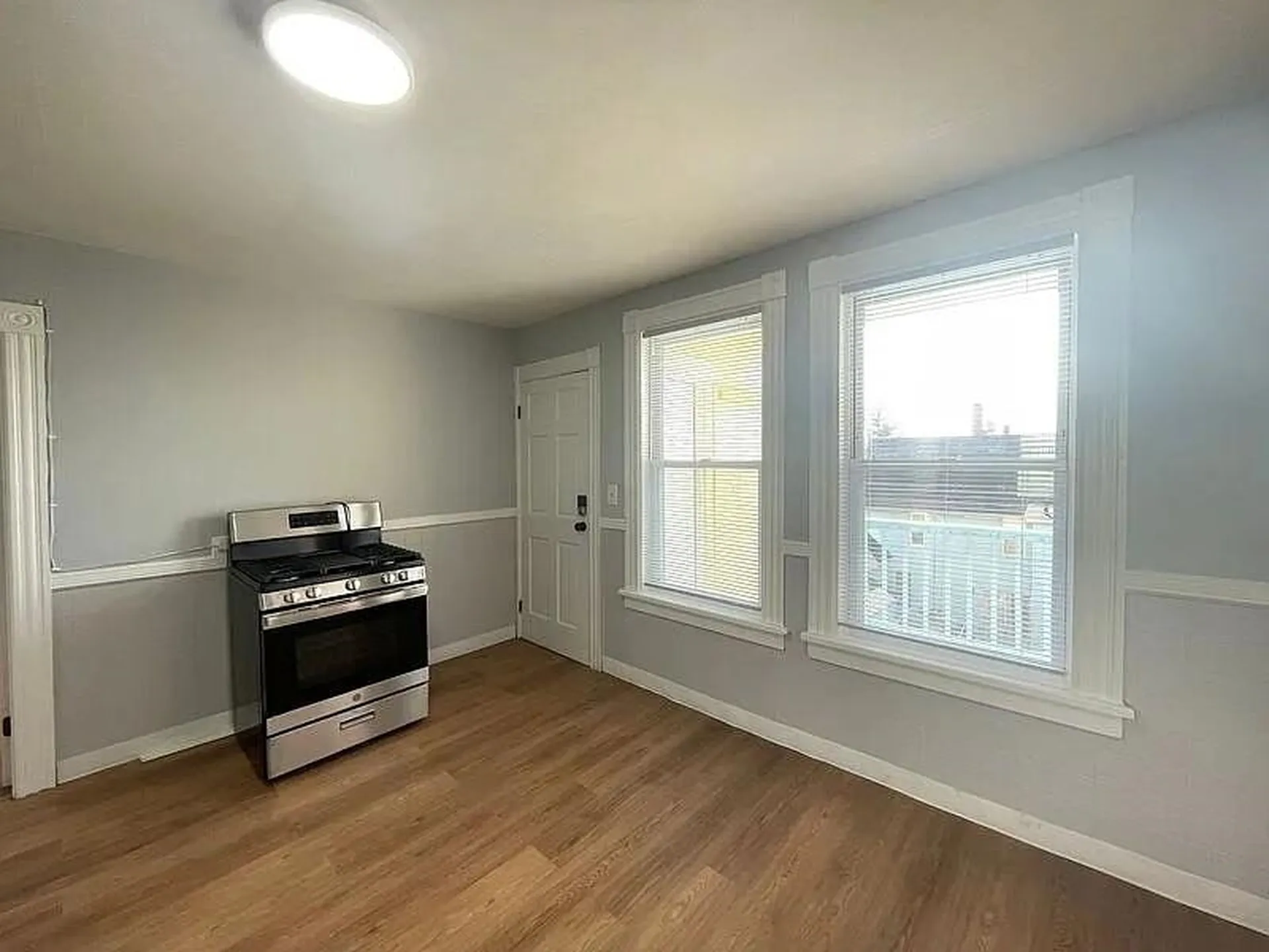 231 Laurel Street Manchester NH 03103