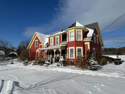 65 Nh Route 26 Colebrook NH 03576