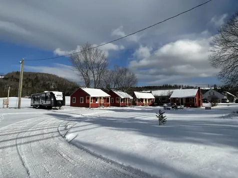 65 Nh Route 26 Colebrook NH 03576