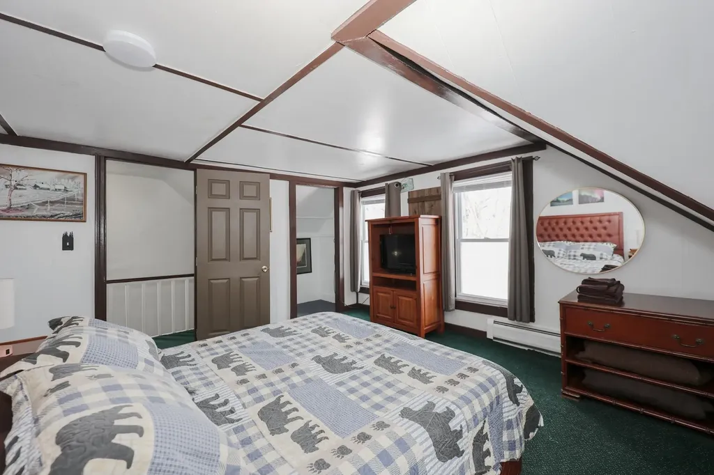 3 Webster Street Plymouth NH 03264