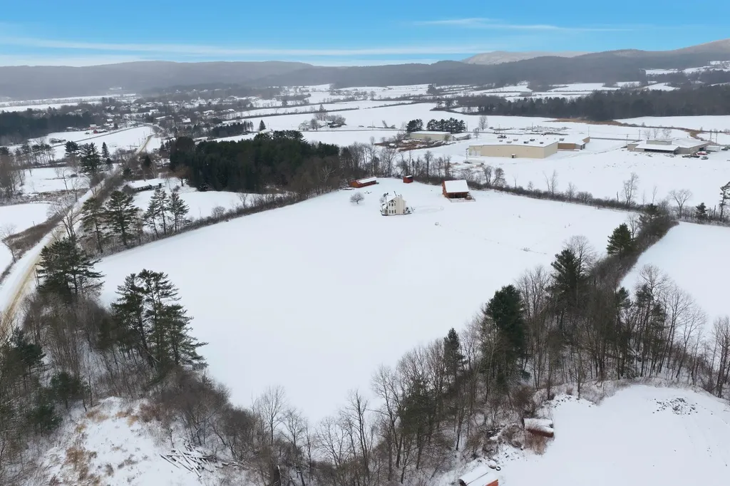 217 Airport Road Haverhill NH 03774