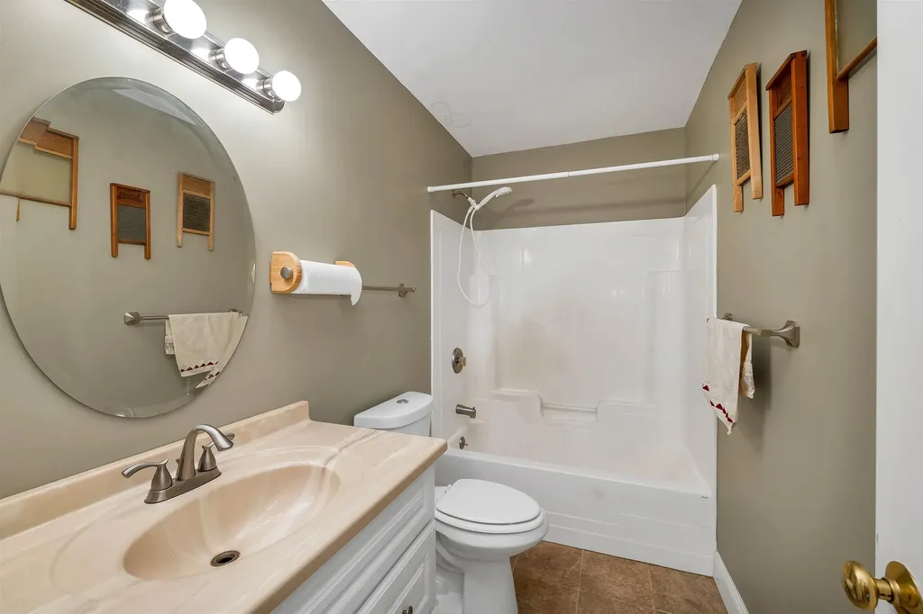 156 Trotting Track Road Wolfeboro NH 03894