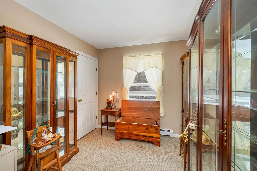 156 Trotting Track Road Wolfeboro NH 03894