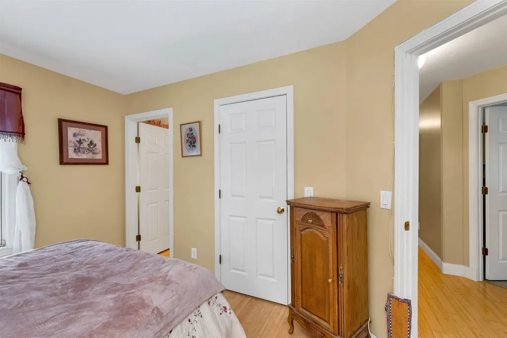 156 Trotting Track Road Wolfeboro NH 03894